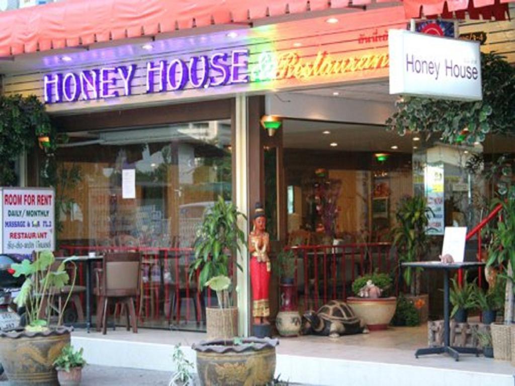 Хостел Honey House 2 Бангкок Экстерьер фото